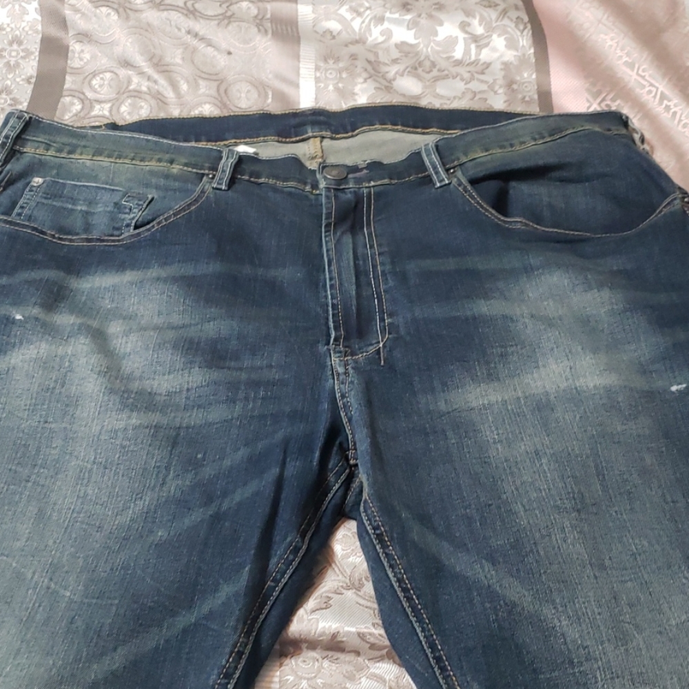 Jeans - Picture 3 of 4
